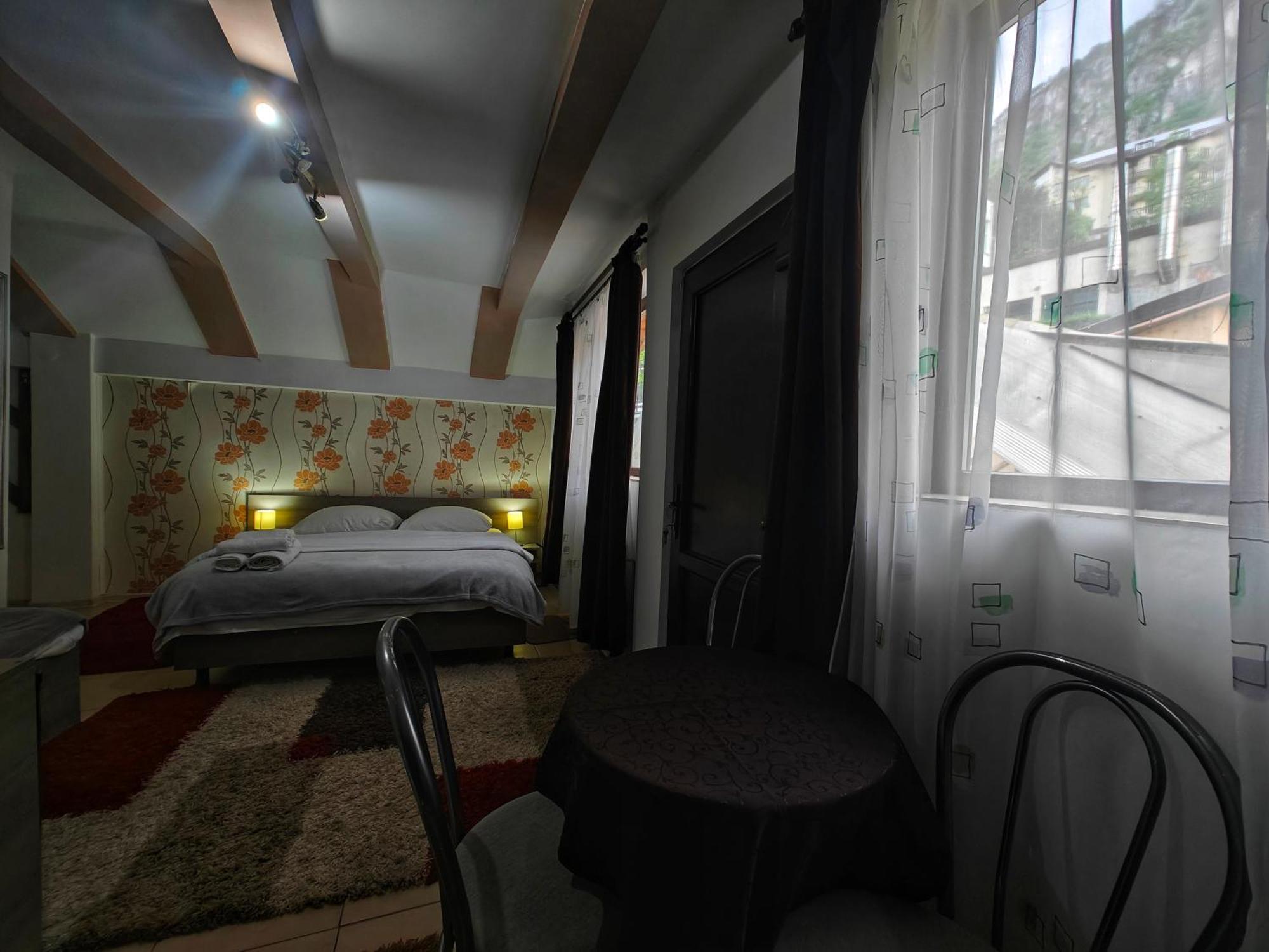 Apartamento Casa Miclau Băile Herculane Exterior foto