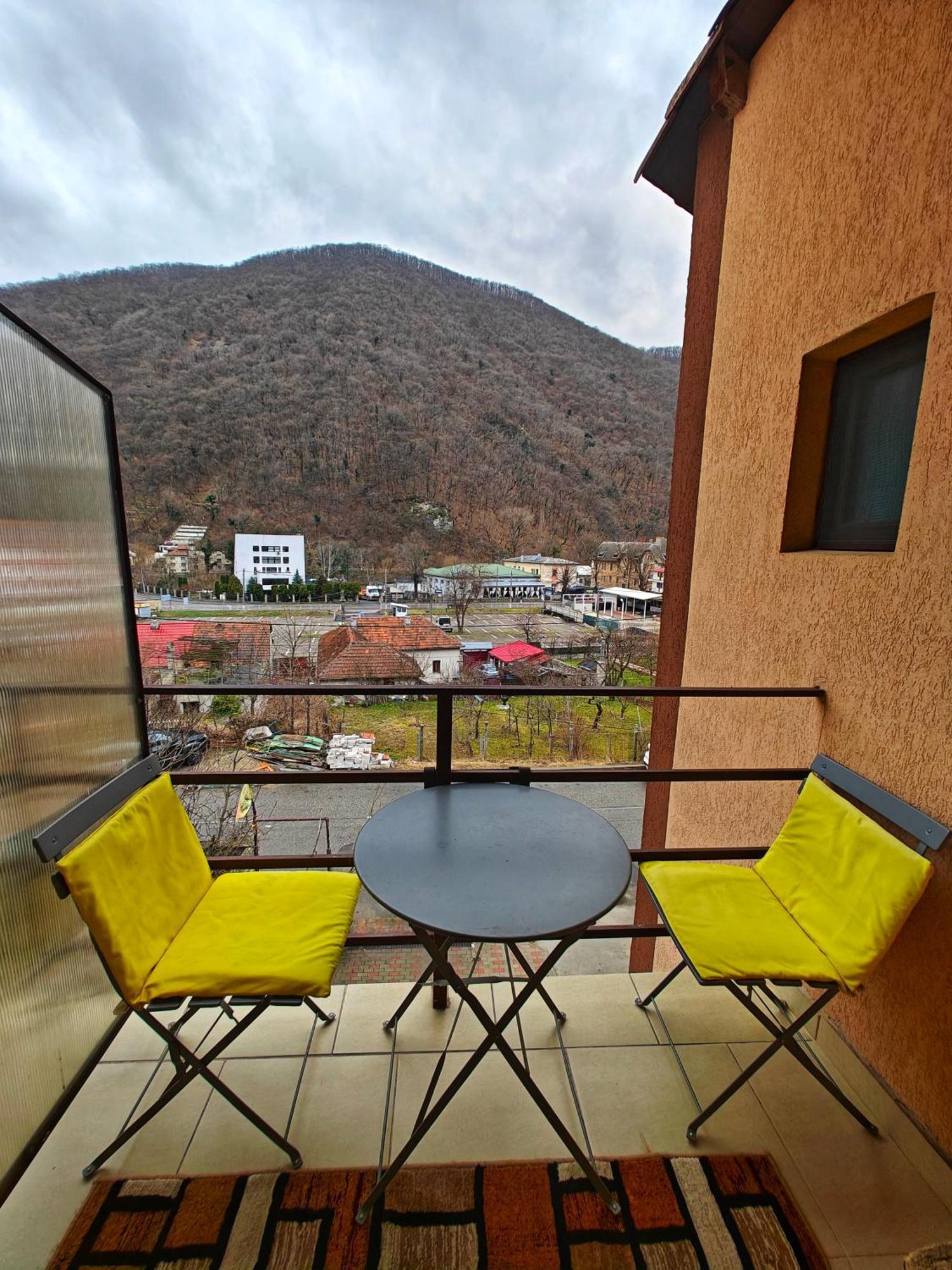 Apartamento Casa Miclau Băile Herculane Exterior foto