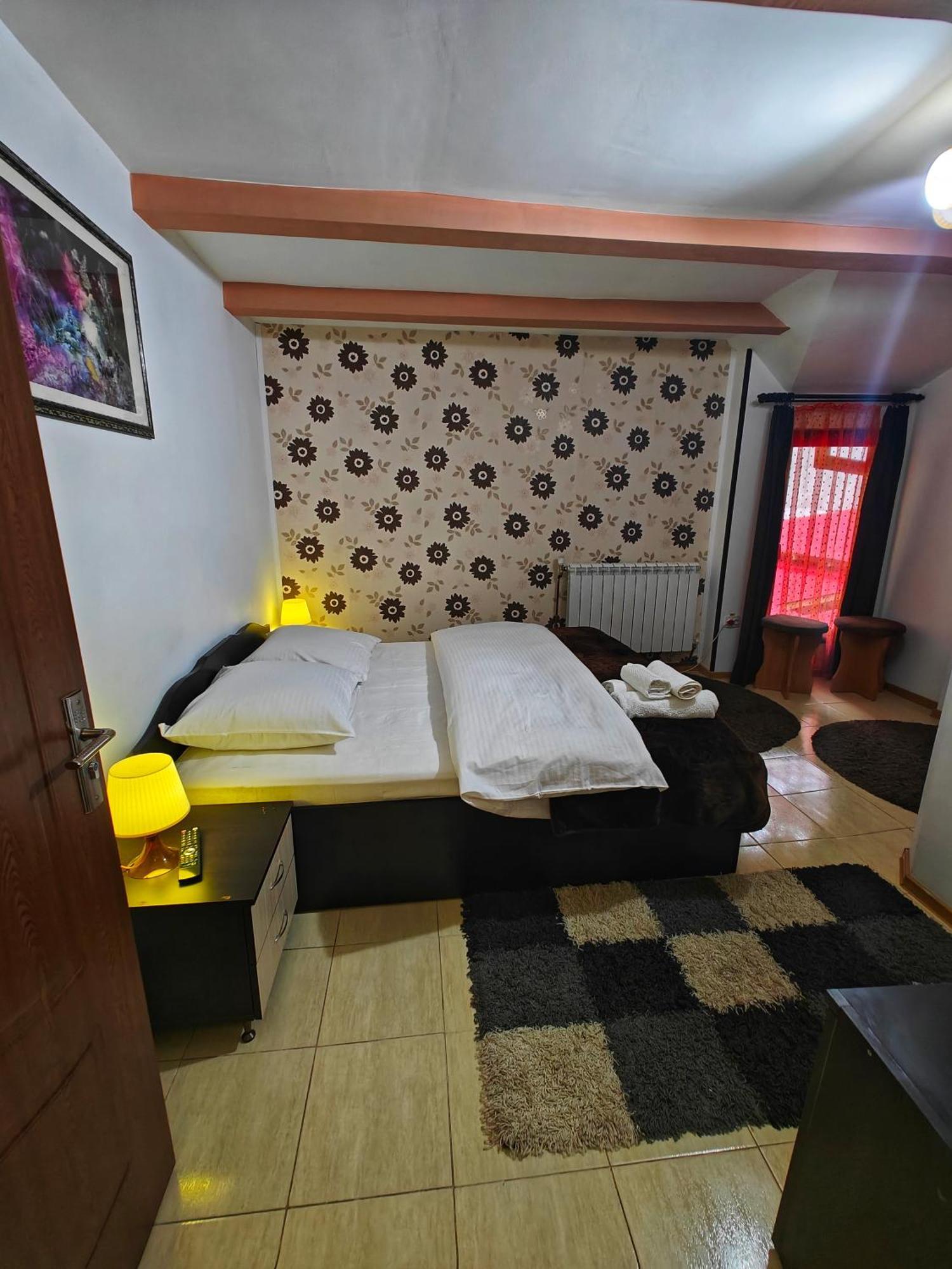 Apartamento Casa Miclau Băile Herculane Exterior foto