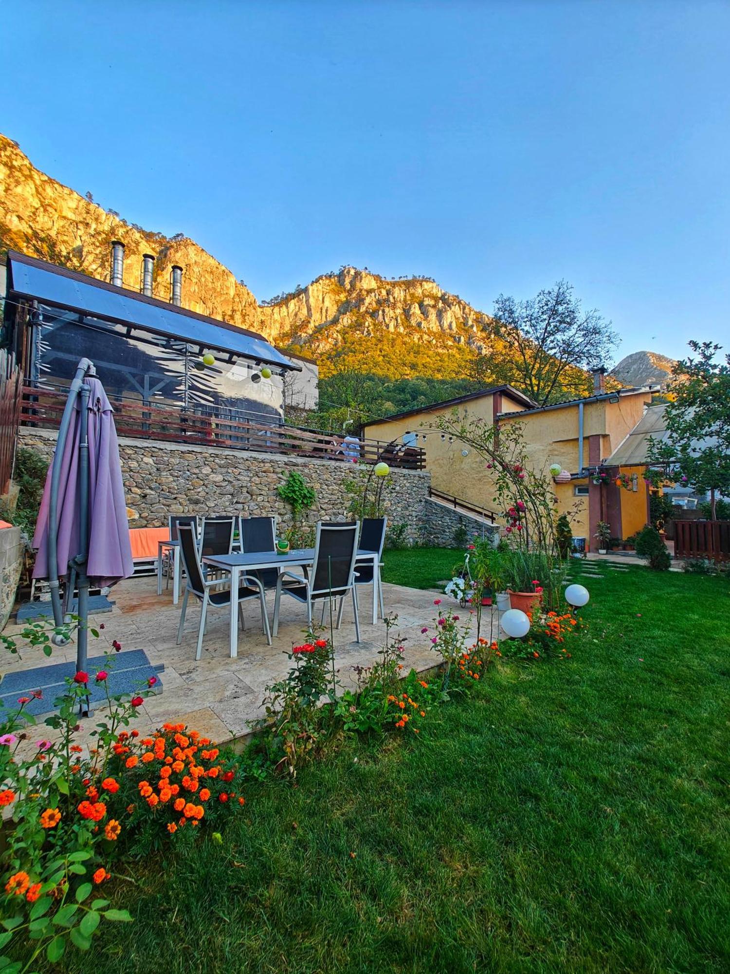 Apartamento Casa Miclau Băile Herculane Exterior foto