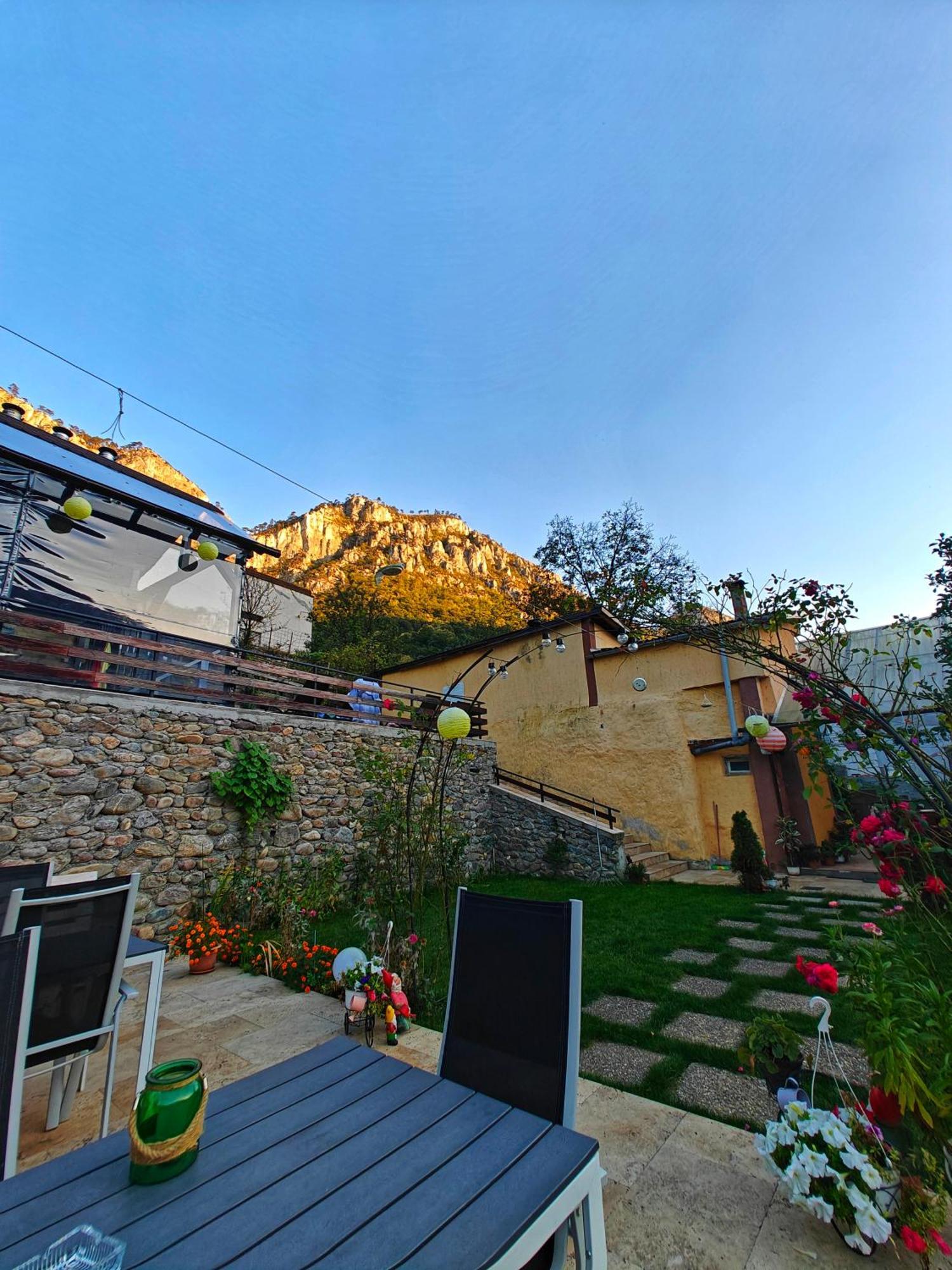 Apartamento Casa Miclau Băile Herculane Exterior foto