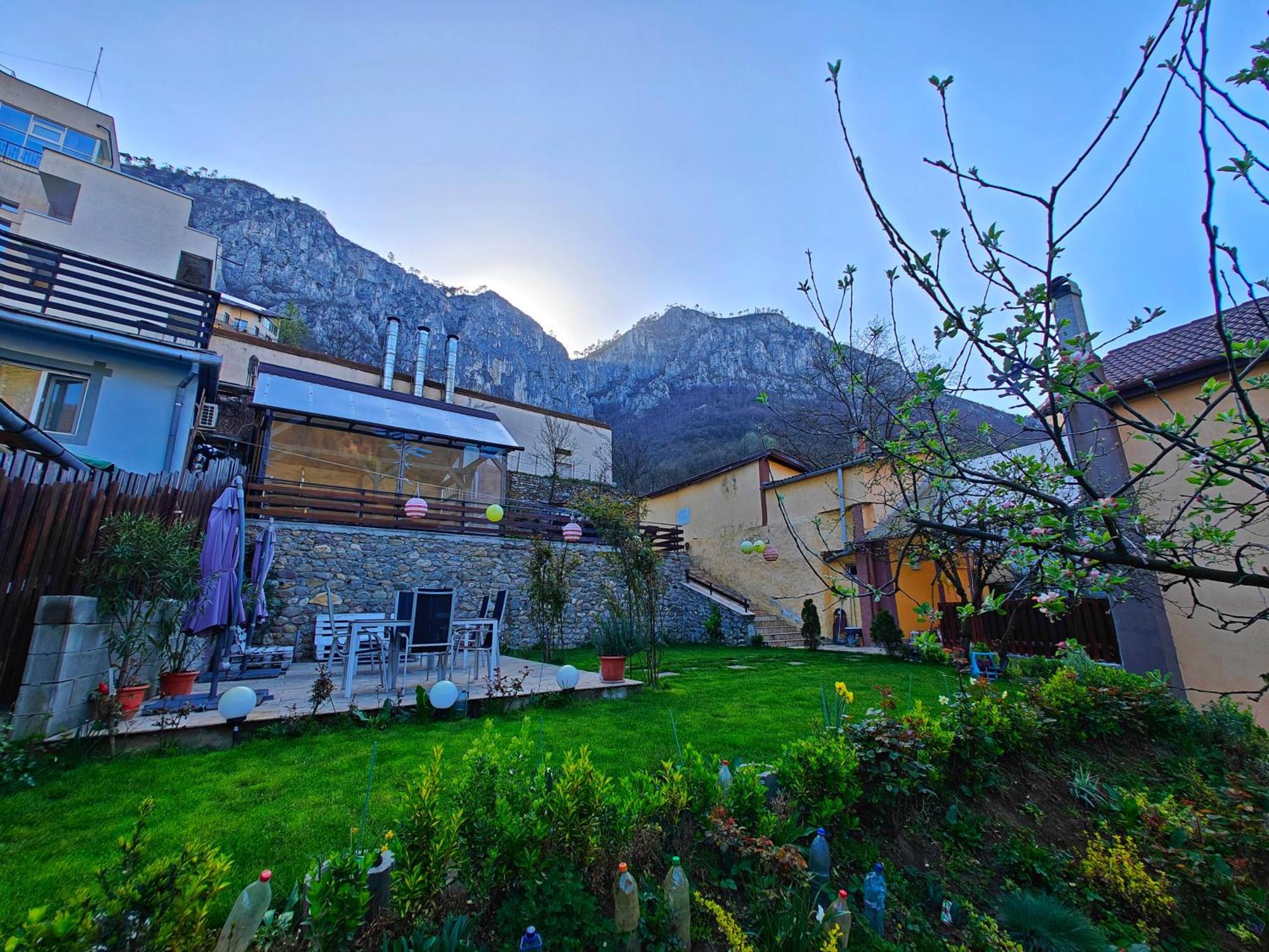 Apartamento Casa Miclau Băile Herculane Exterior foto